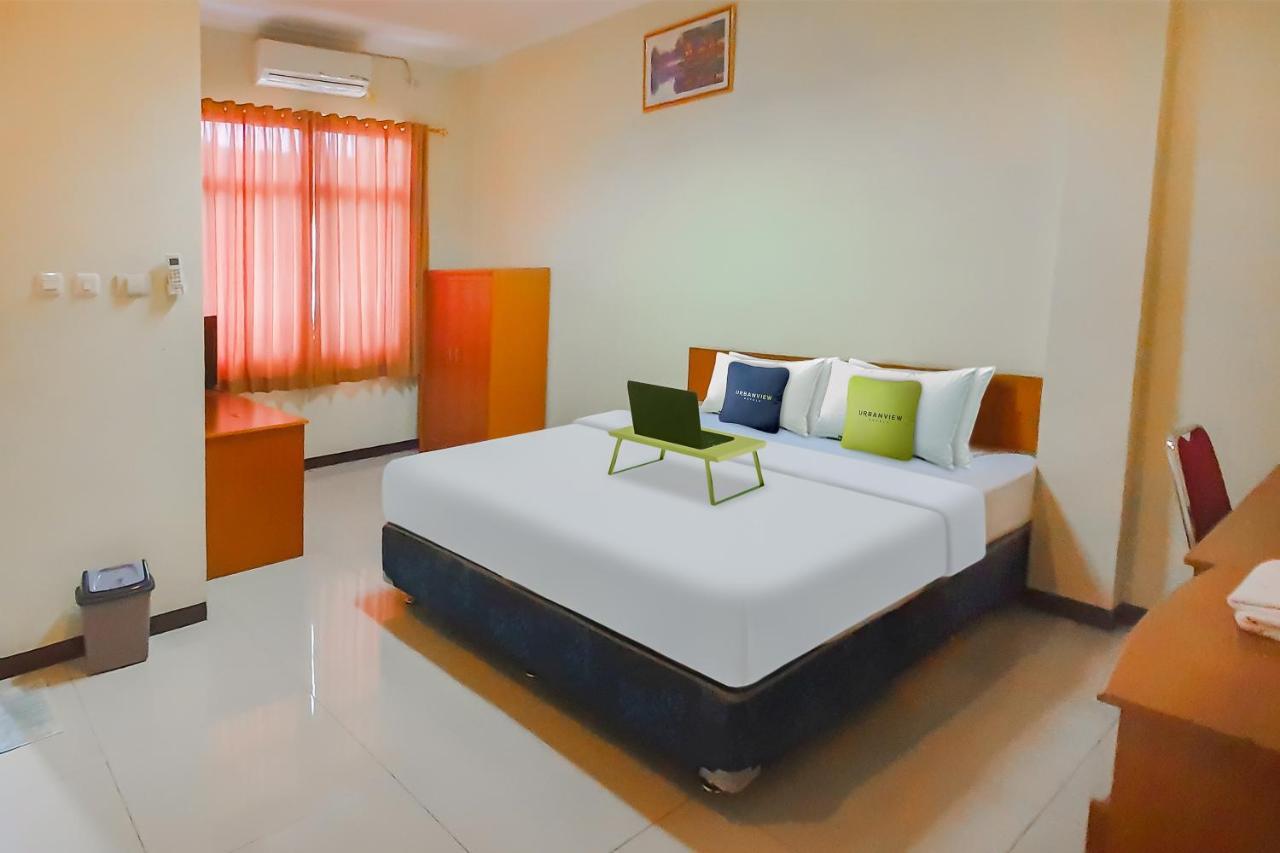 Urbanview Hotel Bartu Moh Toha Bandung By Reddoorz Екстериор снимка